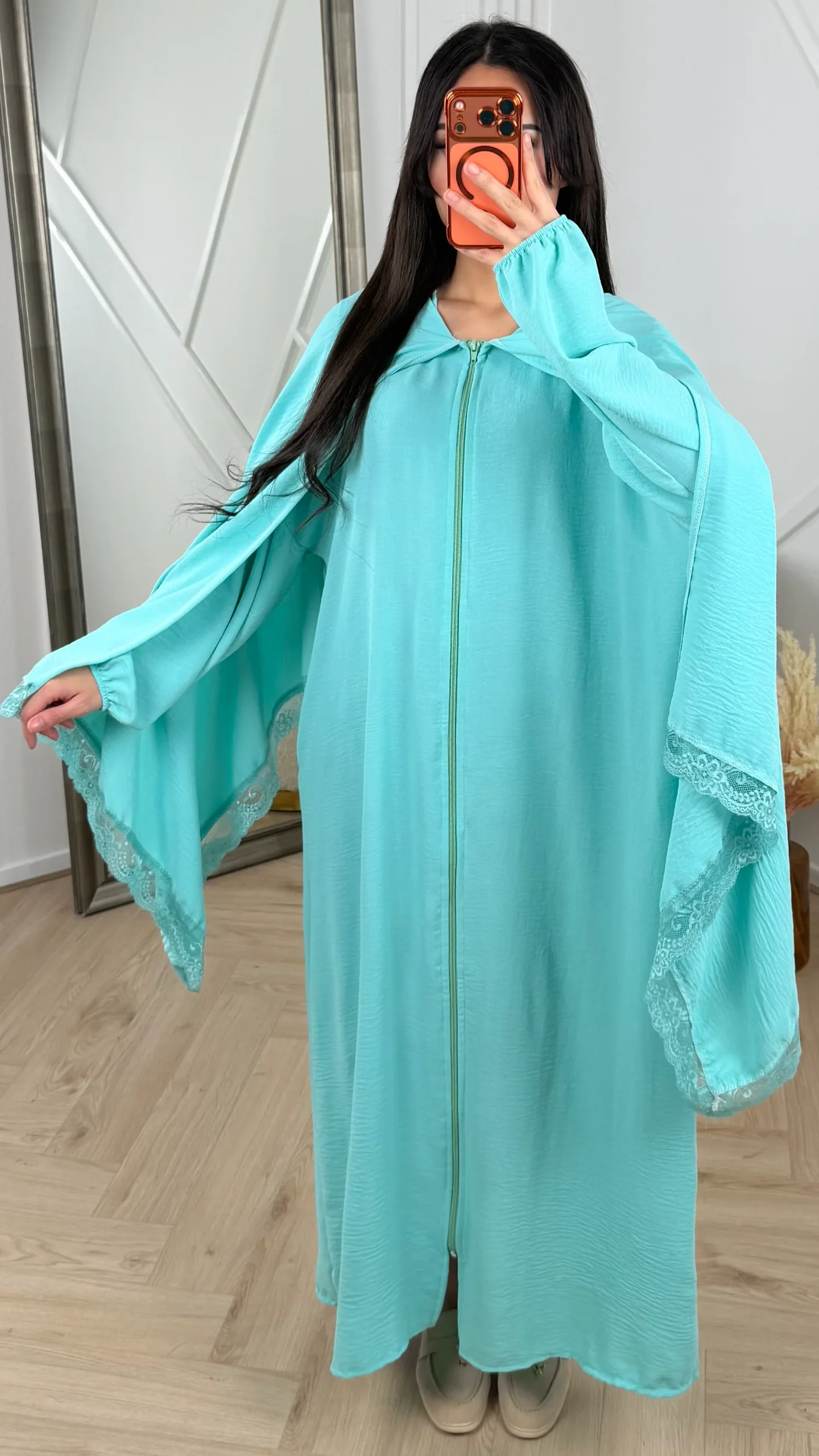 Abaya met aangehechte Khimar en kanten details - Afbeelding 8