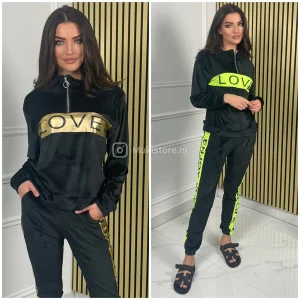 Velvet 2pcs Set Love Enjoy your life 352