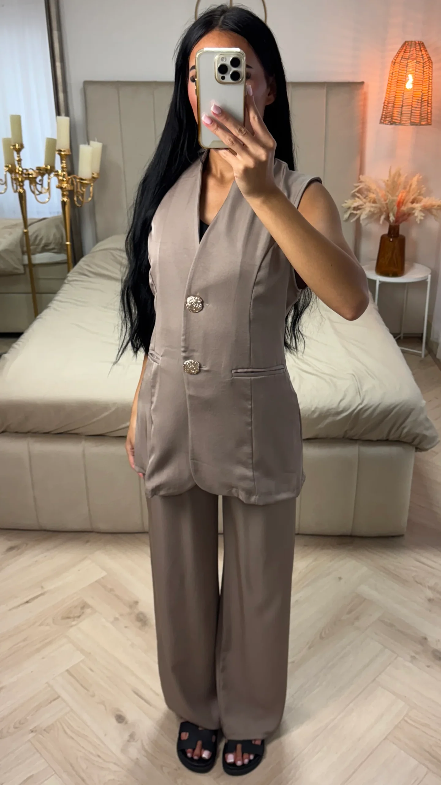 2-Delige Mouwloze Set met Goudkleurige Knopen - Afbeelding 7