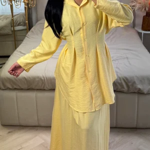 2-Delige Set met Tailleceintuur en A-Lijn Rok – Viscoseblend