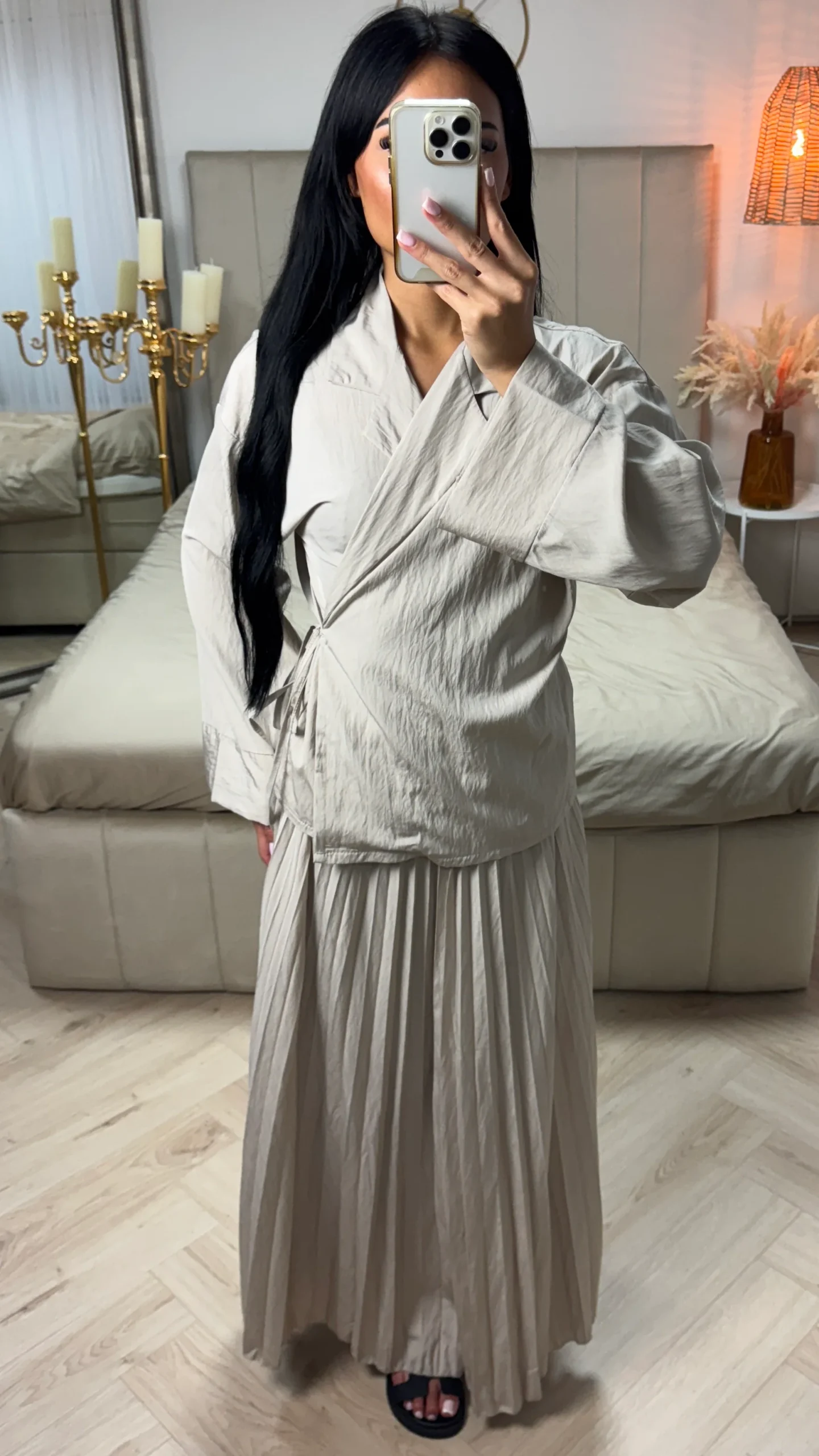 2-Delige Set van Viscoseblend met Overslag Top en Geplooide Rok - Afbeelding 5