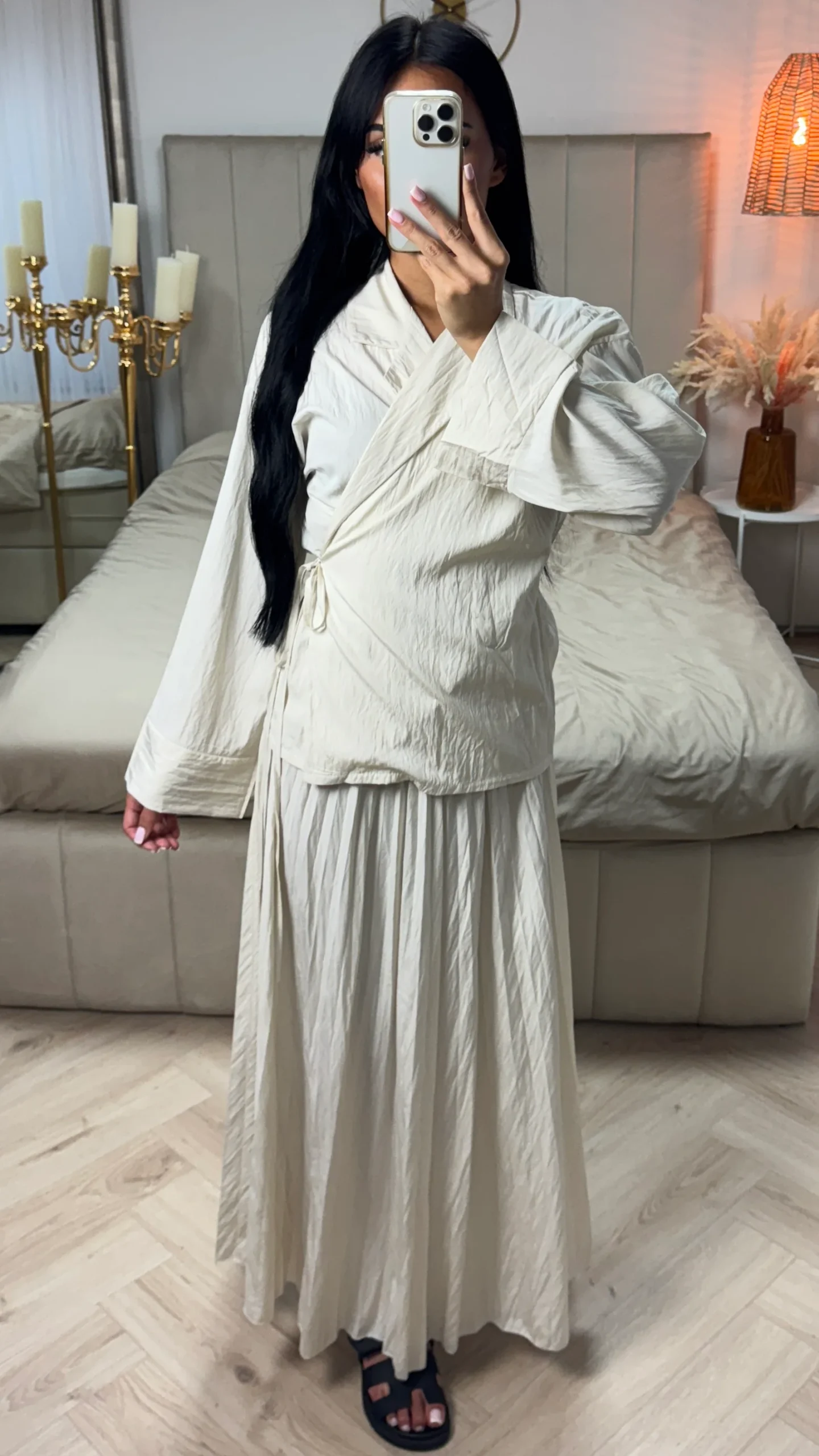 2-Delige Set van Viscoseblend met Overslag Top en Geplooide Rok - Afbeelding 4