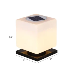 SunCube - Moderne Zonne-LED Lantaarnpaal met Kubusvormig Acryl voor Terras