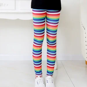 Schattige regenboog legging voor kinderen