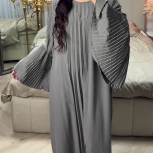 2pcs Kimono + Underdress Pleated Detail