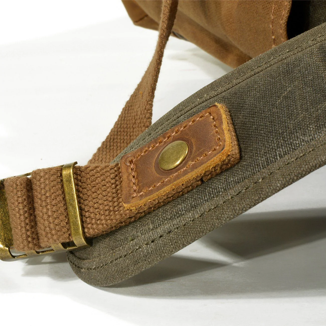 Heren Canvas Rugzak | FjordPack – Robuust en Stijlvol voor Dagelijks Gebruik - Afbeelding 9