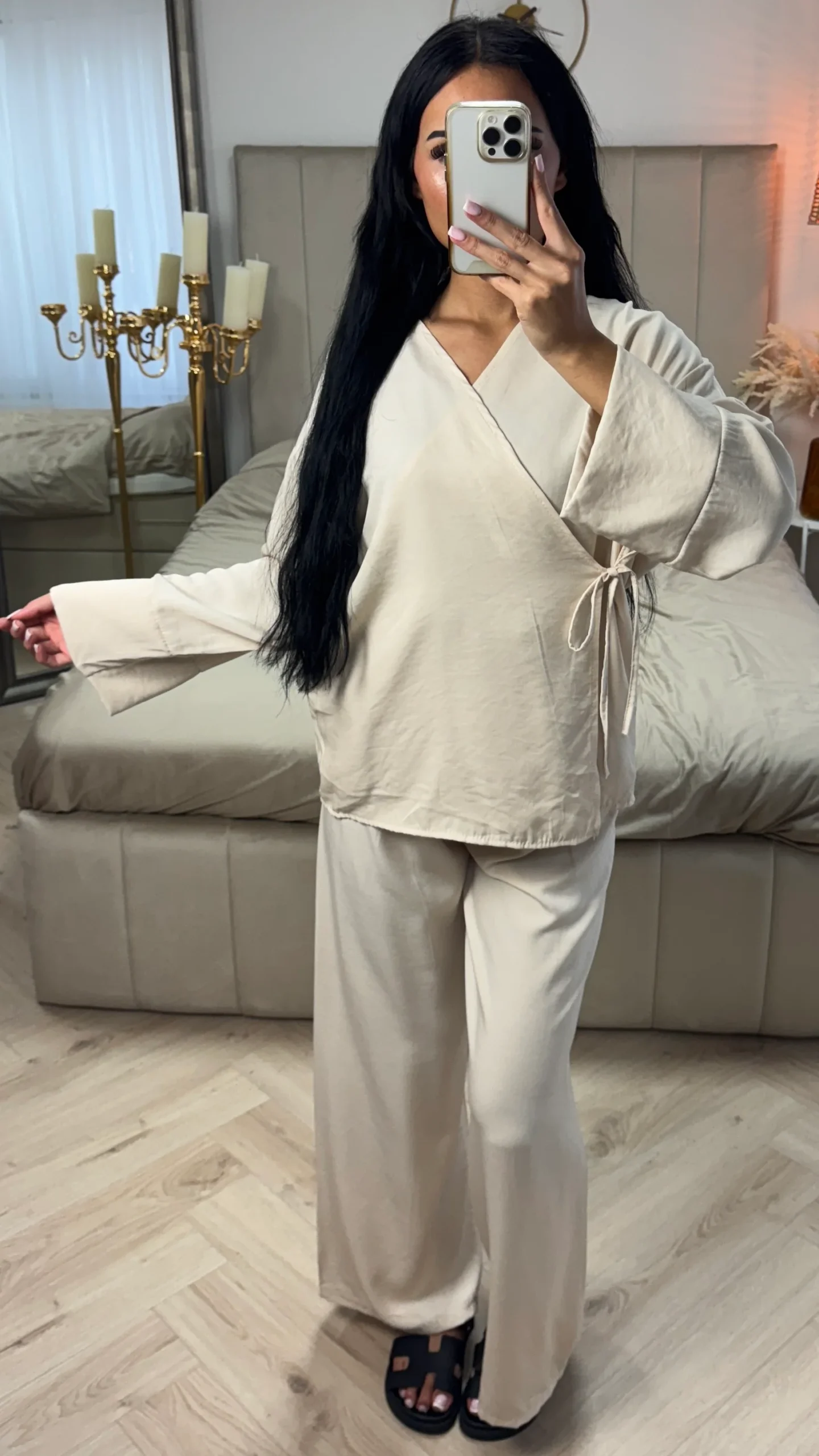 2-Delige Set met Overslagtop en Wijde Broek – Viscoseblend - Afbeelding 6