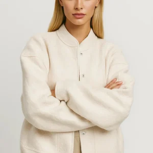 Bomberstijl Damesjas | Zachte Textuur met Drukknoopsluiting | Warm en Casual