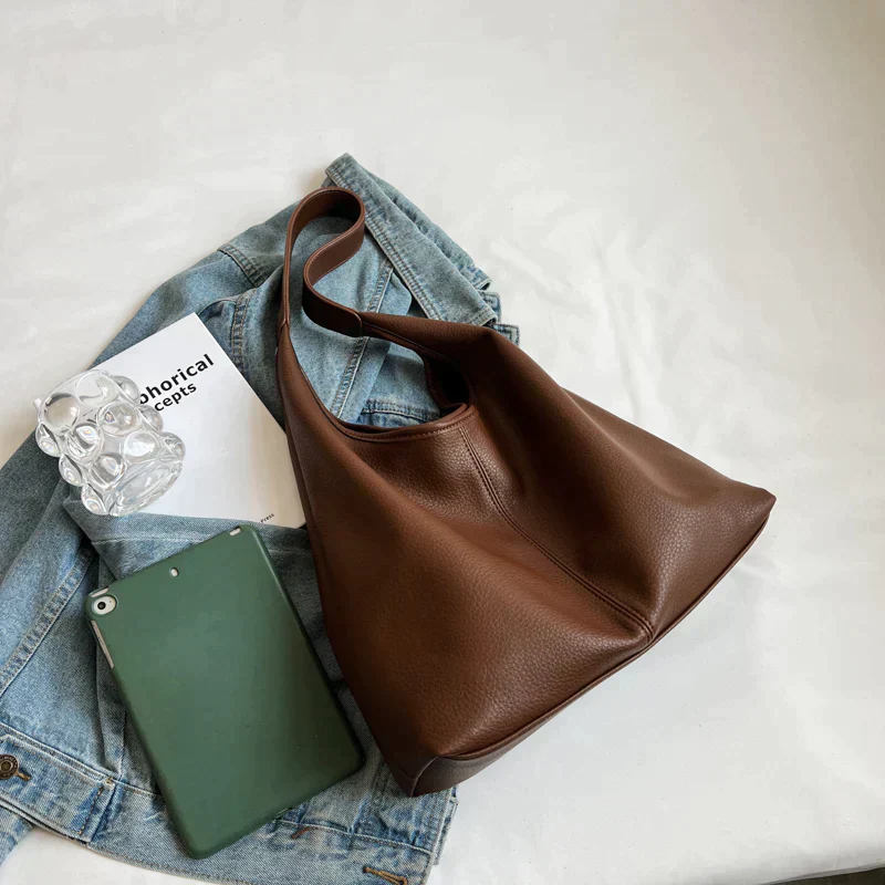 Livia - Vegan Leren Hobo Tas voor Dames | Stijlvolle en Duurzame Handtas - Afbeelding 7