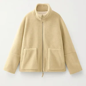 Korte Damesjas | Zachte Afwerking met Hoge Kraag | Minimalistisch Design