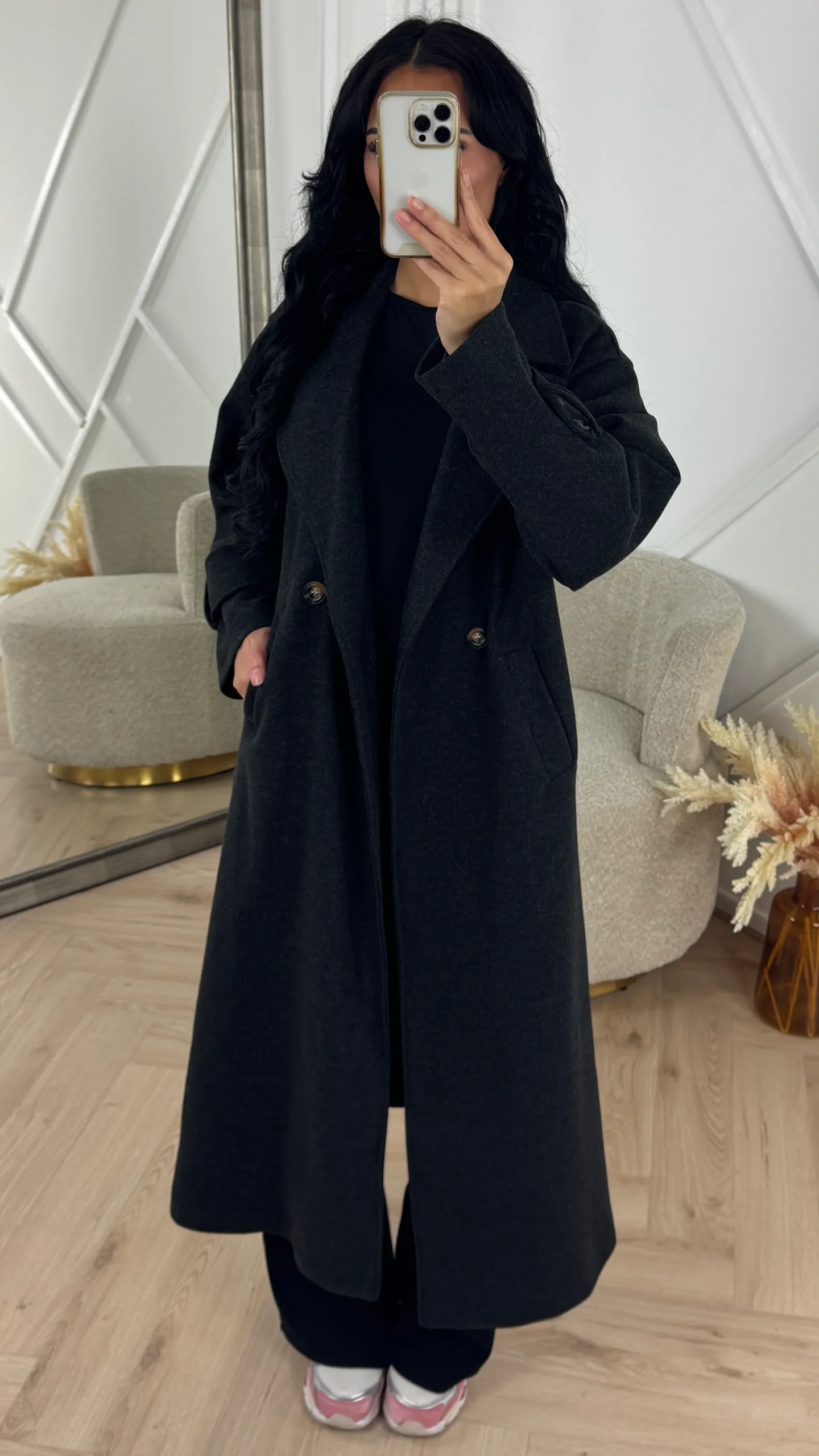 Lange Wool Look Mantel met Knoopsluiting