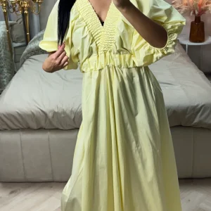 Maxi Jurk met Gerimpeld Detail en Open Rug