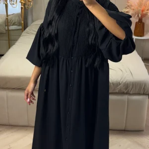 Maxi Jurk met Plooidetail en Pofmouwen – Knoopsluiting