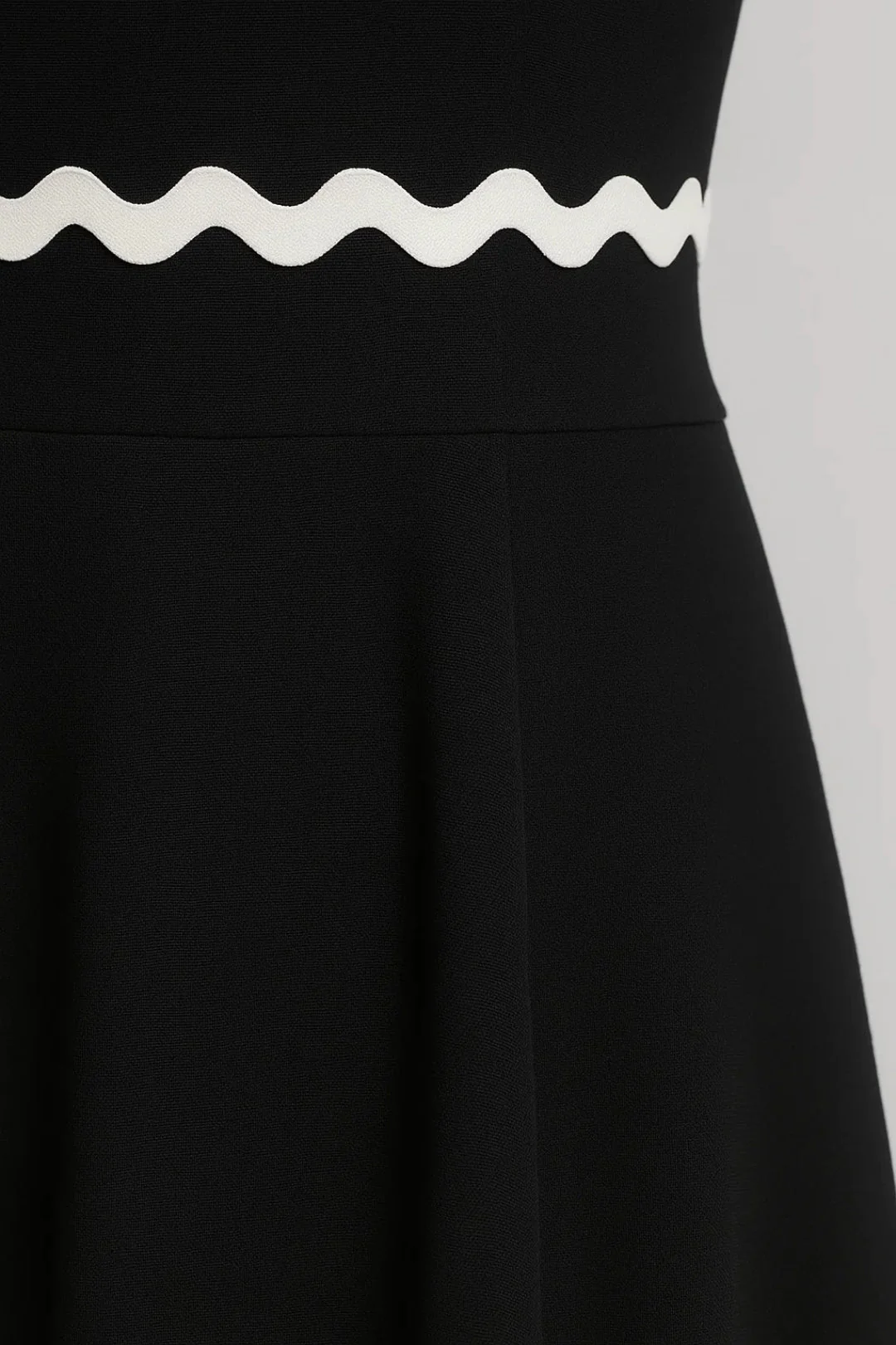 Mini Jurk Dames - Spaghettibandjes met Contrast Bies | Zomer - Afbeelding 6