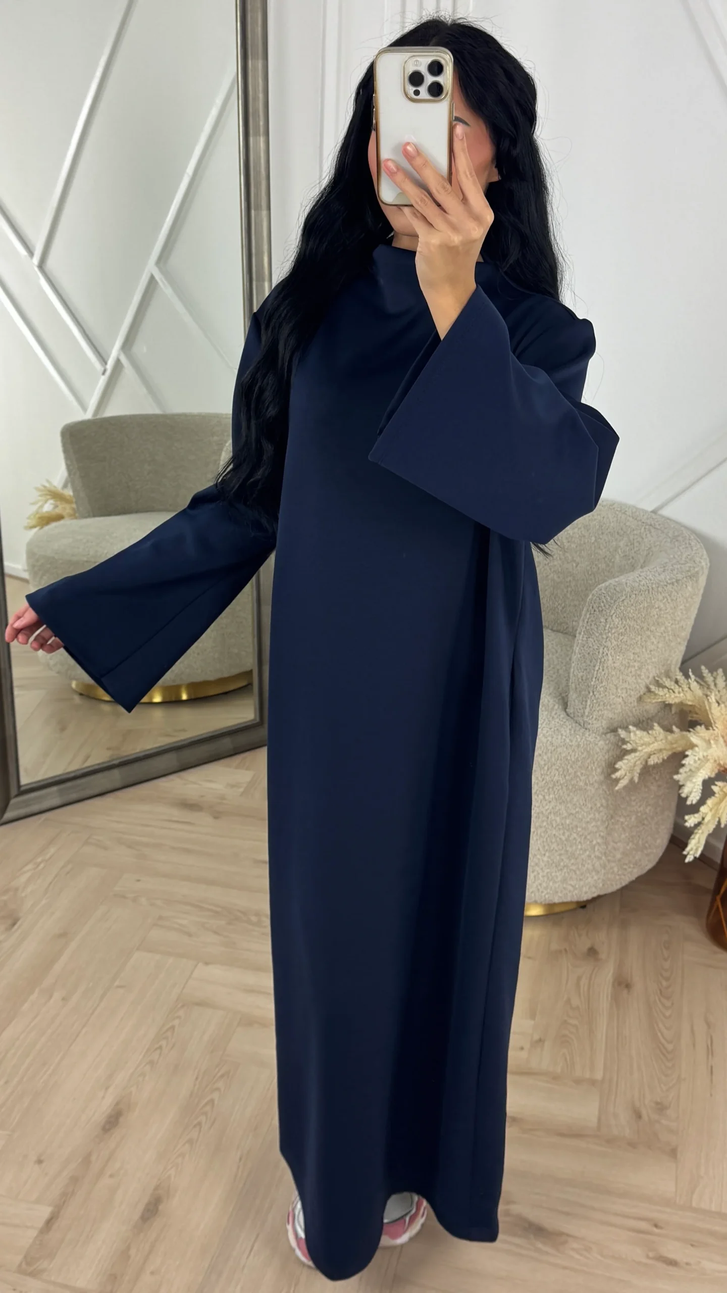 Minimal Maxi Jurk met Wijde Mouwen - Afbeelding 7