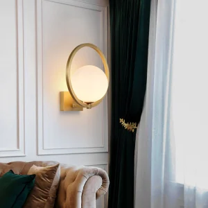 SphereGlow - Stijlvolle wandlamp met glazen bol en één enkele lichtbron