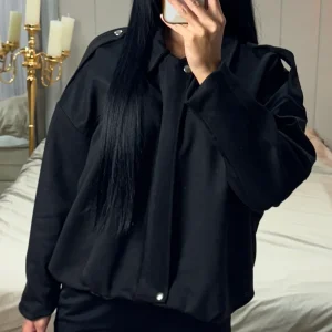 Oversized Suèdelook Jas met Gekleurde Voering