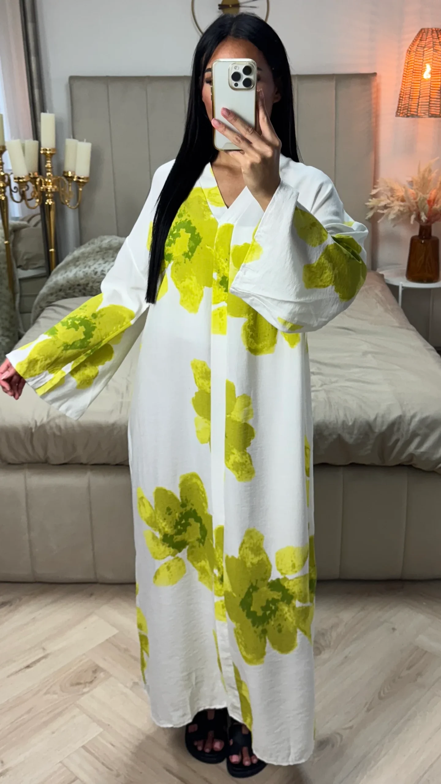Oversized Viscose Abaya met V-Hals en Bloemenprint - Afbeelding 5
