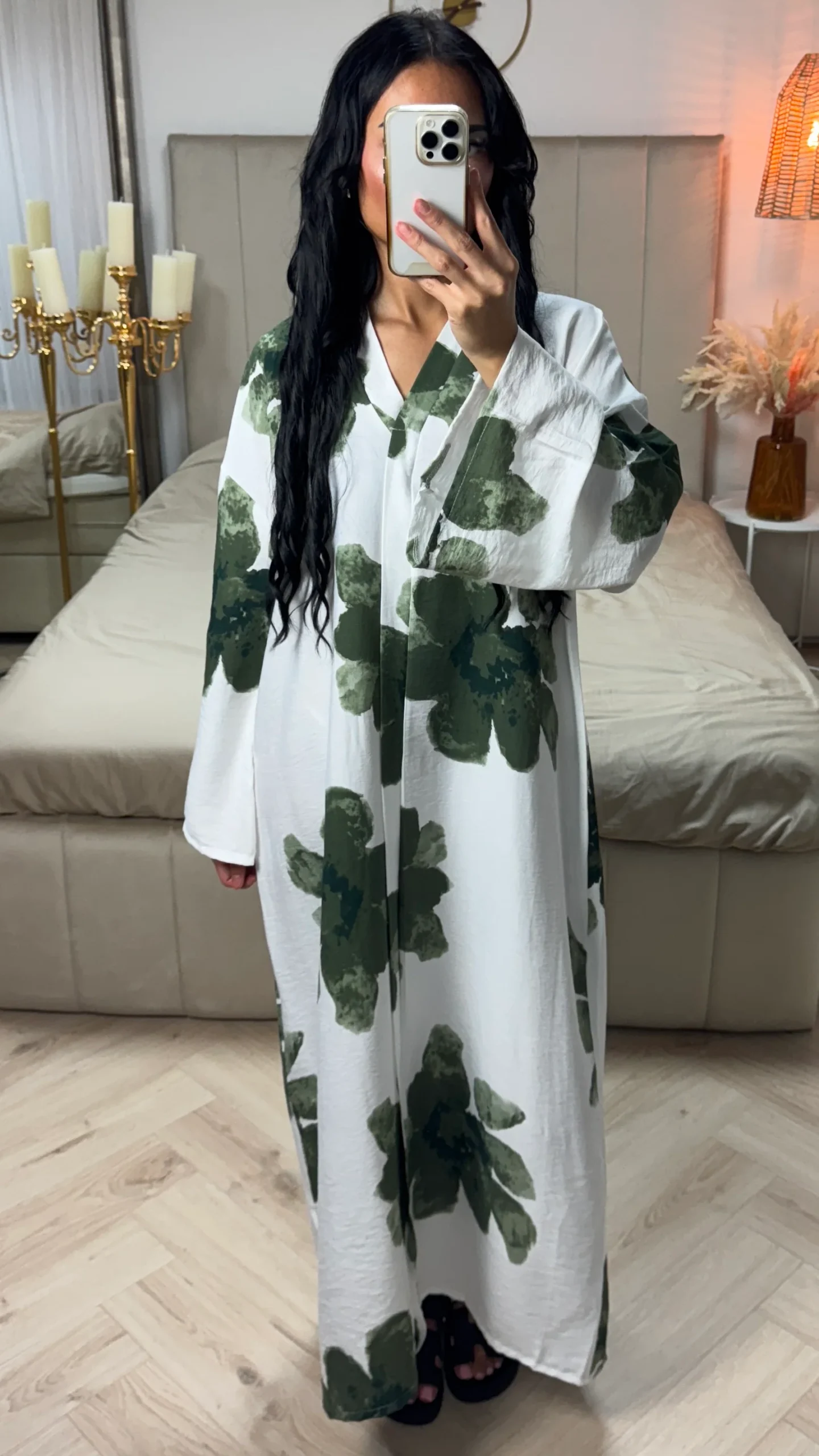 Oversized Viscose Abaya met V-Hals en Bloemenprint - Afbeelding 6