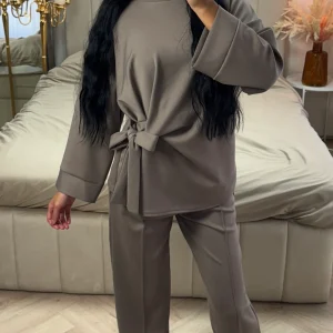 Tweedelige Set met Wide Leg Broek en Strikdetail