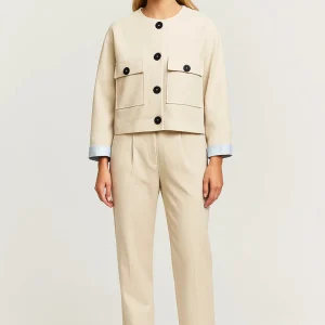 Tweedelige Set | Cropped Jasje met Zakken en Rechte Broek | Minimalistische Zakelijkheid