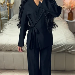 Two-Piece Suit Set met Wrap Blazer en Wide Leg Broek