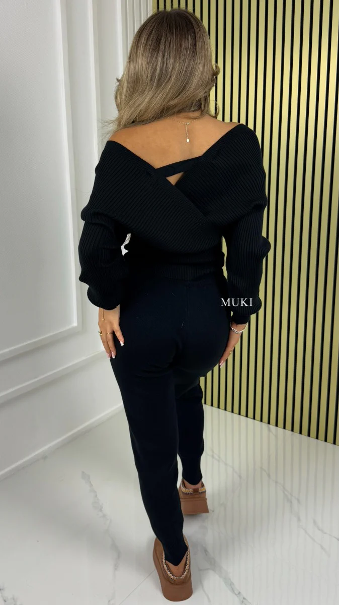 BY FARAH Premium Knit Rib V Neck Crop Top + Jogger Set - Afbeelding 8