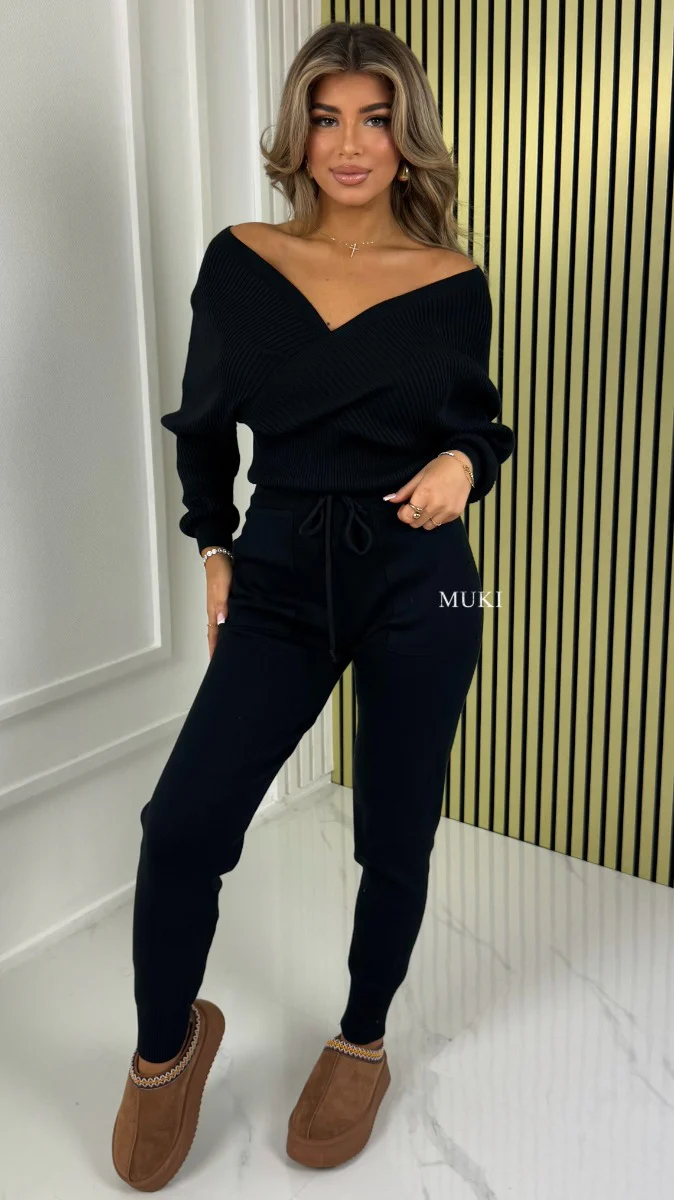 BY FARAH Premium Knit Rib V Neck Crop Top + Jogger Set - Afbeelding 6