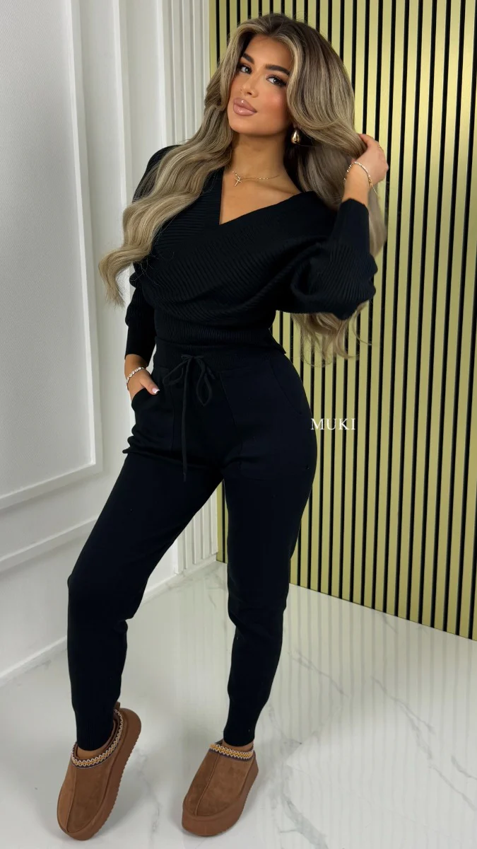 BY FARAH Premium Knit Rib V Neck Crop Top + Jogger Set - Afbeelding 9