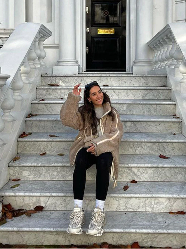 Mara - Stijlvolle en Gezellige Sherpajas van Pluchen Fleece voor Dames - Afbeelding 4