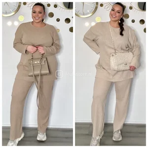 Plus Size Thin Ribbed Round Neck Set