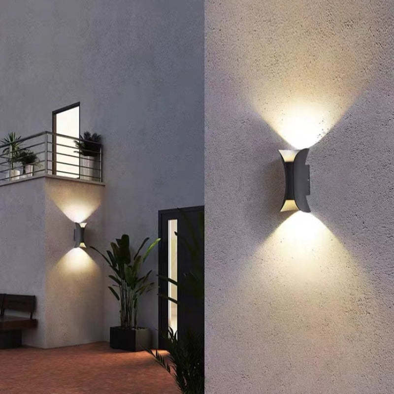 LuxorLED - Moderne Design LED Wandlamp | Zwart Gouden Metaal voor Buiten en Tuin - Afbeelding 3