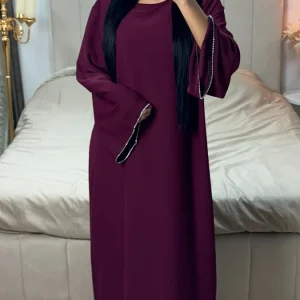 Oversized Abaya Diamond Sleeve Detail