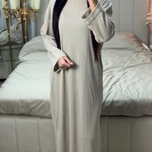 Round Neck Maxi Dress Thin Ribbed Material