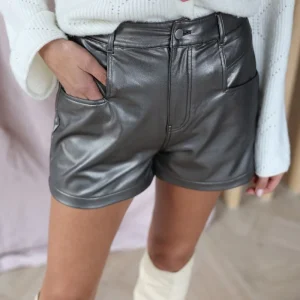 Short Jildau vegan leather | Titanium bronze | Studio Poespas